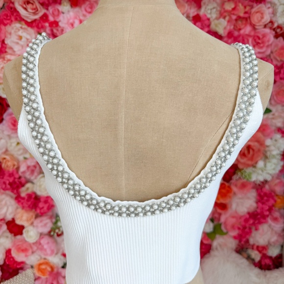 Endless Rose | Trim Detailed Scoop Neck Top - Picture 2 of 2